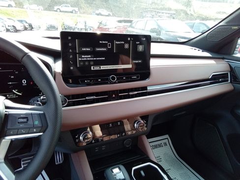 Used 2026 Mitsubishi Outlander SEL AWD/4WD image 18