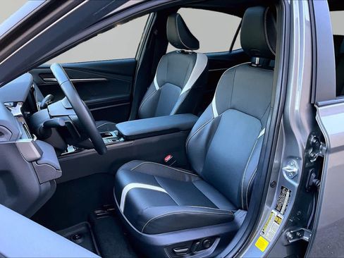Used 2025 Toyota Camry SE w/ Multimedia Upgrade Package FWD image 8