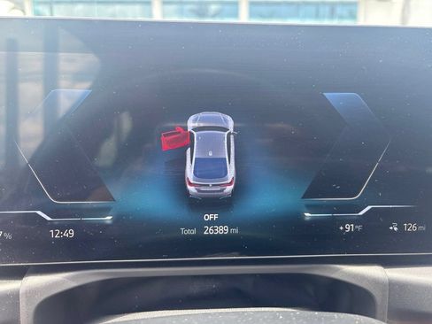 Used 2024 BMW i4 eDrive35 w/ Premium Package RWD image 2