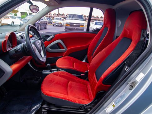 Used 2008 smart fortwo pure RWD image 12
