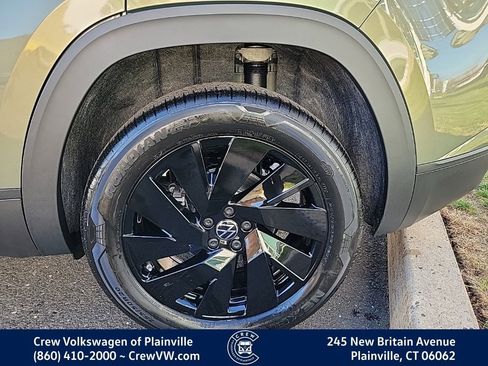 New 2026 Volkswagen Atlas Cross Sport SE image 18