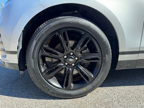Certified 2023 Land Rover Range Rover Velar R-Dynamic S image 2