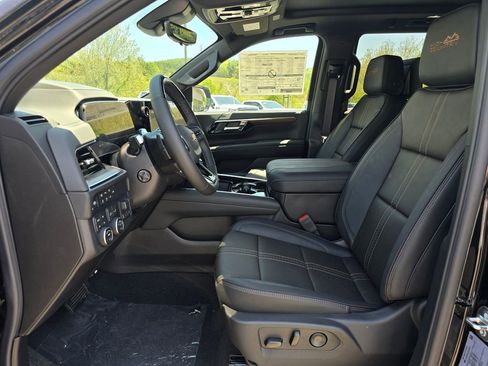 New 2026 Chevrolet Tahoe High Country AWD/4WD image 4