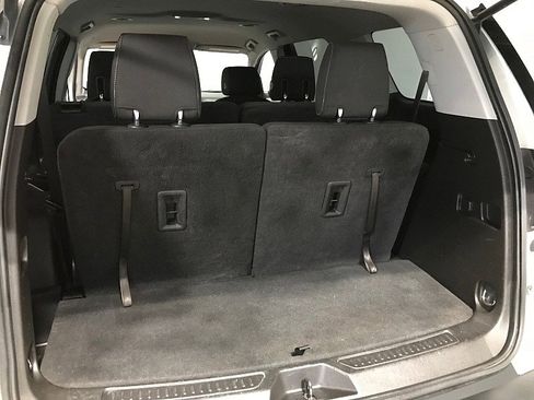 Used 2019 GMC Acadia SLE w/ LPO, Floor Liner Package FWD image 30