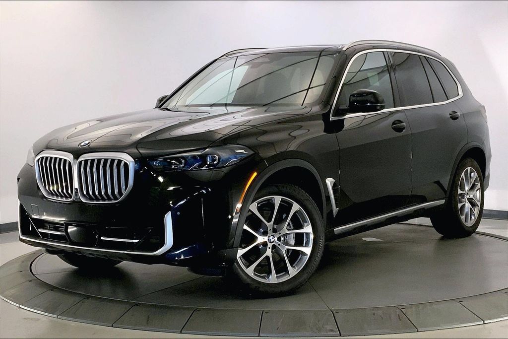 Certified 2026 BMW X5 xDrive40i w/ Premium Package AWD/4WD image 11