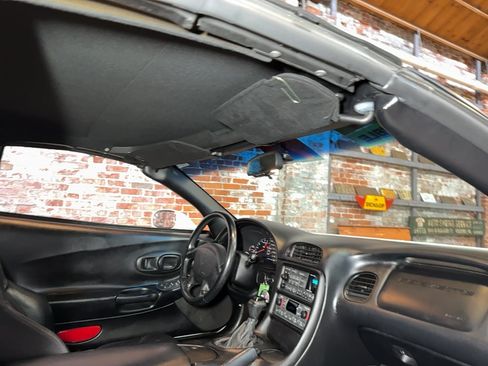 Used 1998 Chevrolet Corvette Convertible w/ Memory Pkg RWD image 87