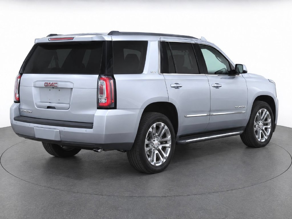 Used 2018 GMC Yukon SLT w/ Premium Edition RWD image 3