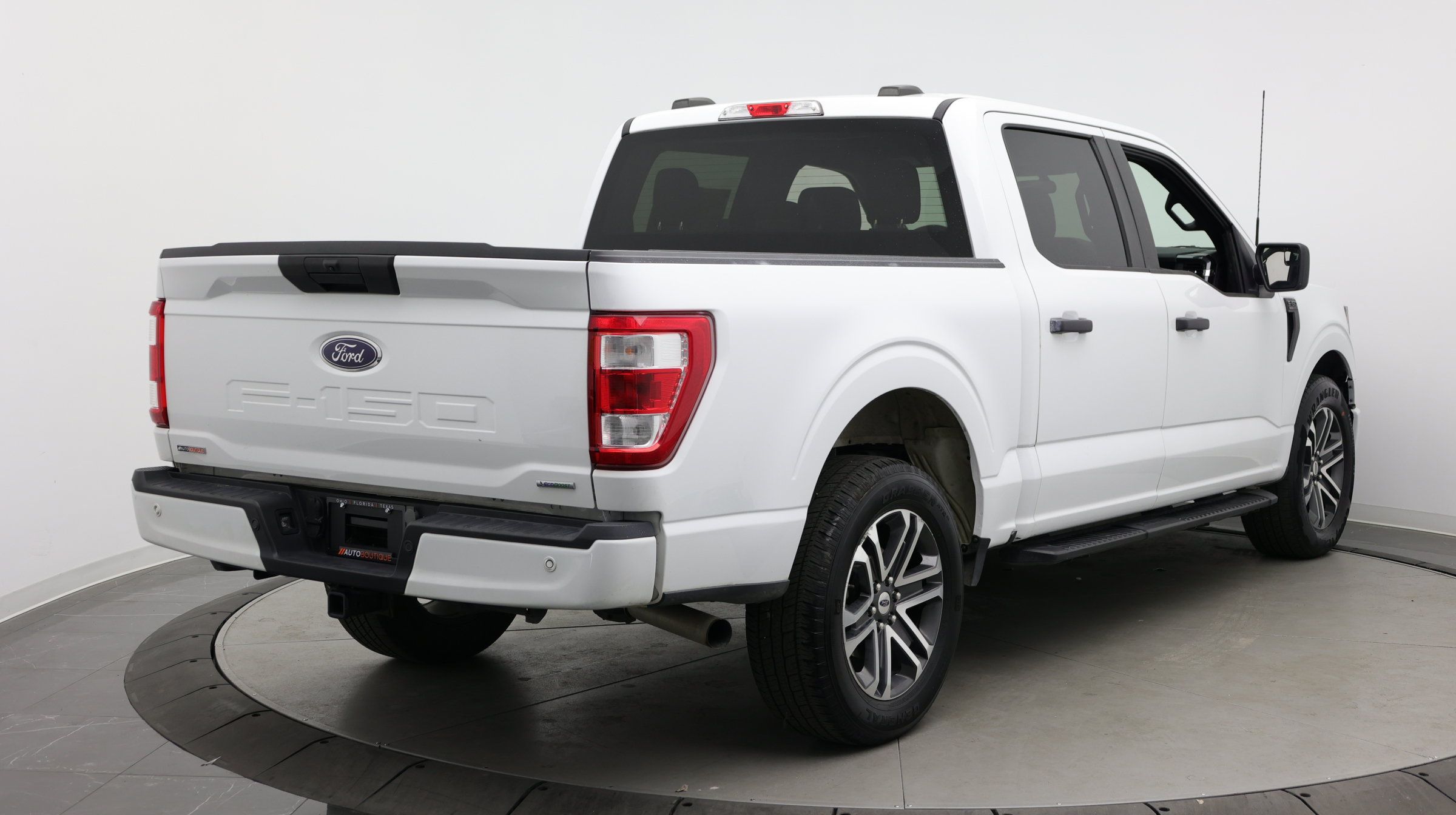 Used 2023 Ford F150 XL w/ STX Appearance Package RWD image 8