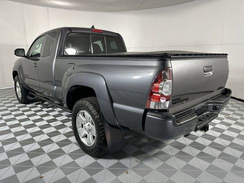 Used 2012 Toyota Tacoma 4x4 Access Cab V6 w/ TRD Sport Pkg image 6