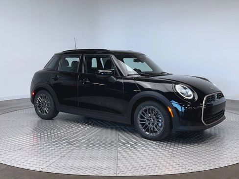 New 2026 MINI Cooper S image 2