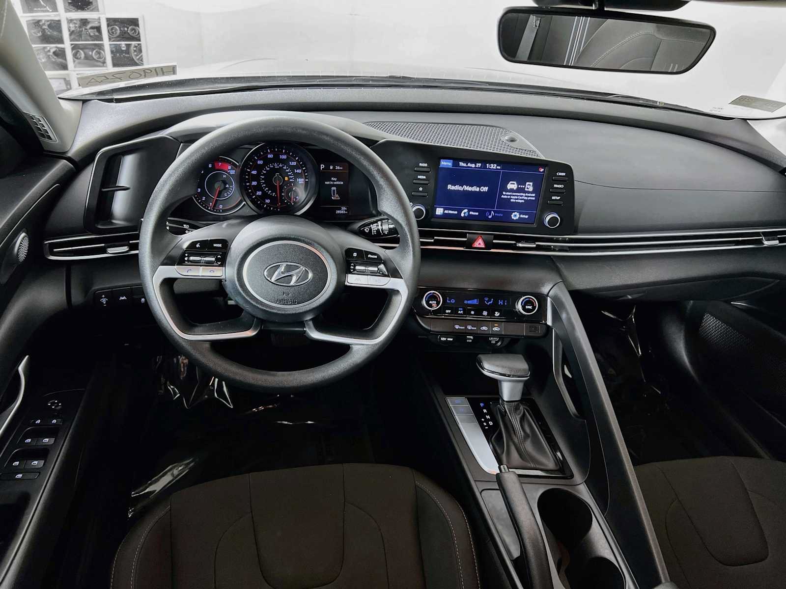 Certified 2023 Hyundai Elantra SEL FWD image 20