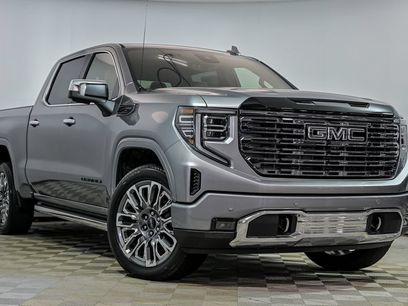 New 2026 GMC Sierra 1500 Denali Ultimate w/ LPO, Black Badging Package