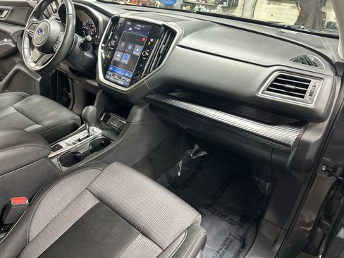 Used 2023 Subaru Ascent Premium w/ Convenience Package image 29