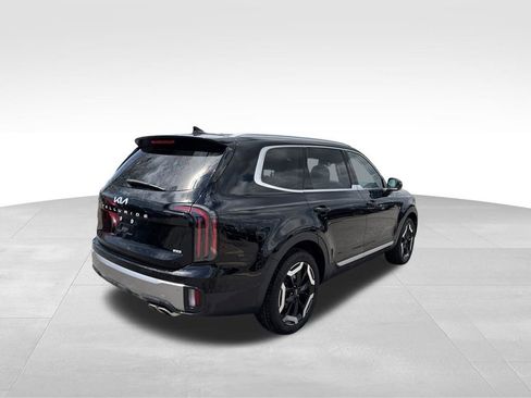 Used 2025 Kia Telluride EX w/ EX Captain's Chair Package AWD/4WD image 7