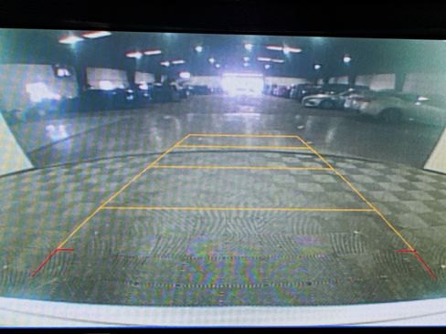 Used 2021 Chevrolet Trax LT w/ Redline Edition image 18