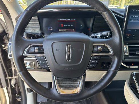 Used 2023 Lincoln Navigator Black Label image 28