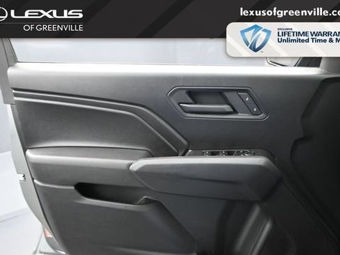 Used 2025 Chevrolet Colorado Trail Boss AWD/4WD image 18