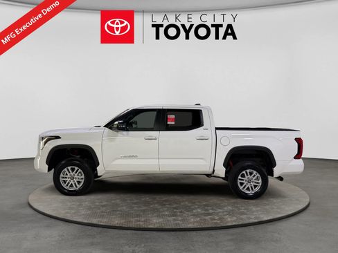 New 2025 Toyota Tundra SR5 w/ SR5 Premium Package AWD/4WD image 3