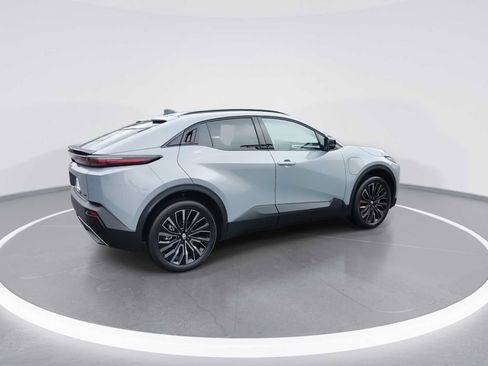 Certified 2026 Toyota C-HR AWD/4WD image 8