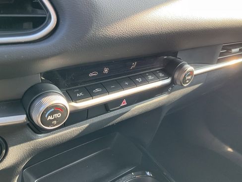 Used 2024 MAZDA CX-30 AWD 2.5 S w/ Select Sport Pkg image 7