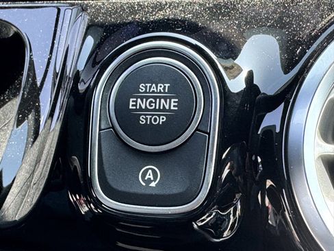 New 2025 Mercedes-Benz GLA 250 image 24