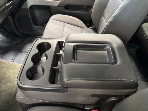 Used 2017 Chevrolet Silverado 1500 LT w/ All Star Edition AWD/4WD image 24