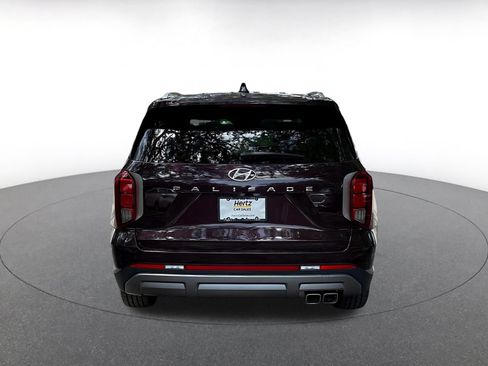 Used 2024 Hyundai Palisade SEL FWD image 6