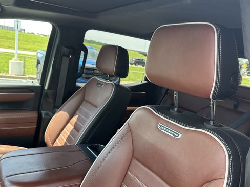 Used 2025 GMC Sierra 1500 Denali Ultimate AWD/4WD image 17
