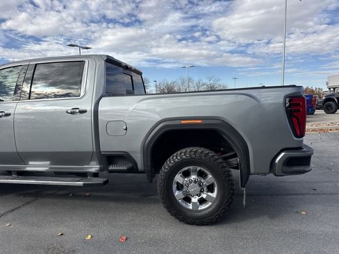 Used 2024 GMC Sierra 3500 Denali w/ Denali Reserve Package image 13