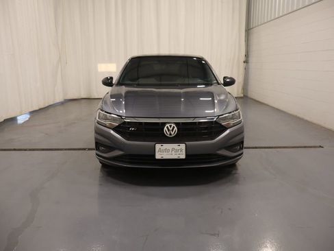 Used 2020 Volkswagen Jetta S image 3