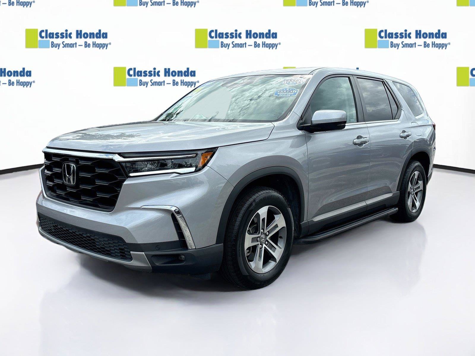 Certified 2025 Honda Pilot EX-L image 3