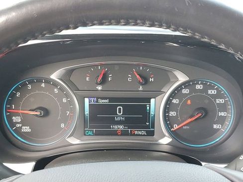 Used 2019 Chevrolet Traverse Premier FWD image 21
