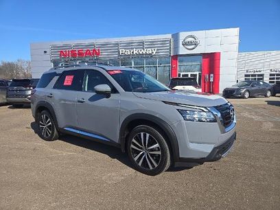 Certified 2024 Nissan Pathfinder Platinum w/ Cargo Package