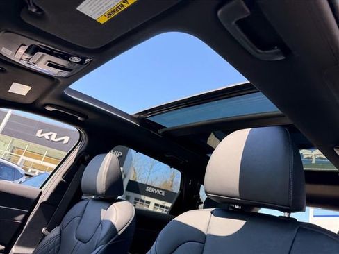 New 2026 Kia Sorento SX Prestige AWD/4WD image 17