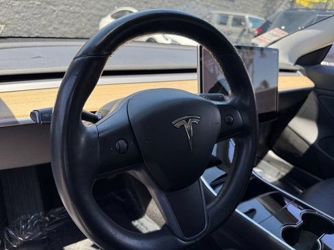 Used 2018 Tesla Model 3 Long Range RWD image 19