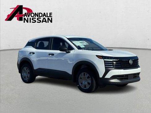 New 2026 Nissan Kicks S image 9