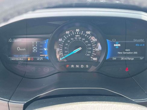 Used 2022 Ford Edge SEL w/ Convenience Package AWD/4WD image 3