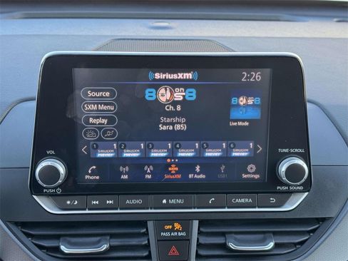 Used 2023 Nissan Altima 2.5 SR image 3