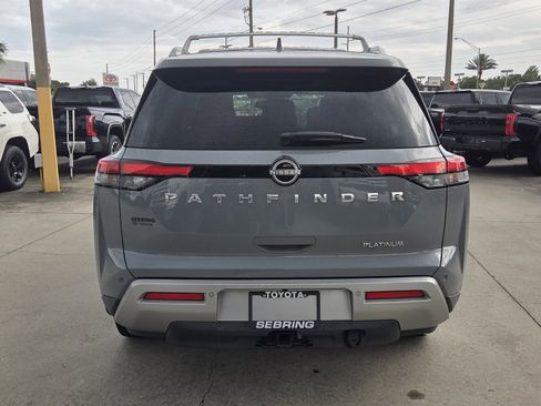 Used 2022 Nissan Pathfinder Platinum w/ Cargo Package FWD image 9