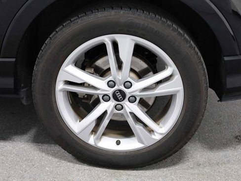 Used 2024 Audi Q3 2.0T Premium w/ Convenience Package image 42