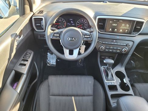 Used 2021 Kia Sportage LX image 11