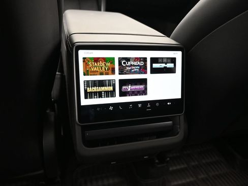 Used 2026 Tesla Model Y 2WD image 24