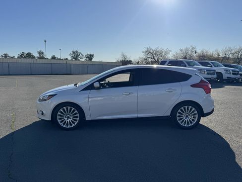 Used 2012 Ford Focus Titanium image 7