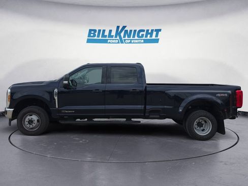 Used 2025 Ford F350 XLT AWD/4WD image 2