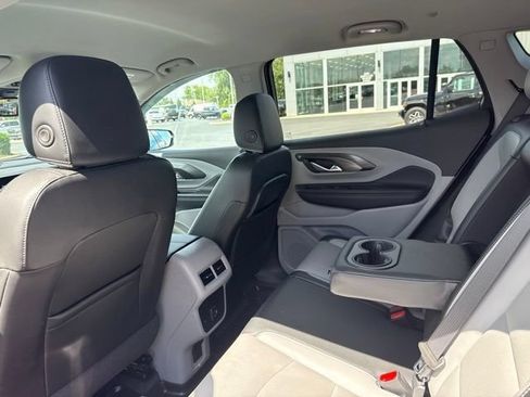 Used 2023 GMC Terrain SLT FWD image 27