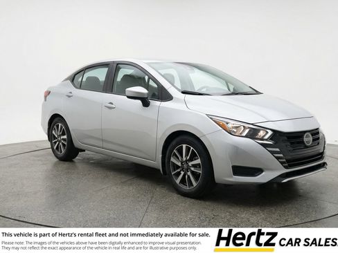 Used 2025 Nissan Versa SV FWD image 1