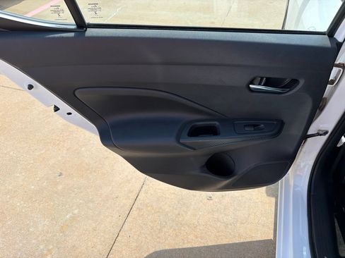 Used 2024 Nissan Versa SV FWD image 15