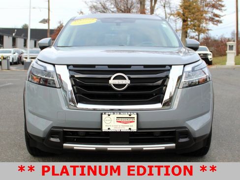 Certified 2023 Nissan Pathfinder Platinum image 2