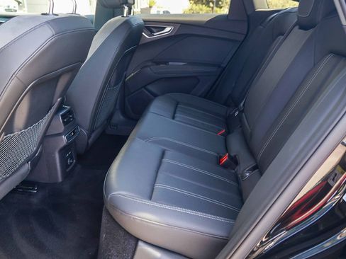 Used 2024 Audi Q4 e-tron Prestige w/ Black Optic Package AWD/4WD image 20