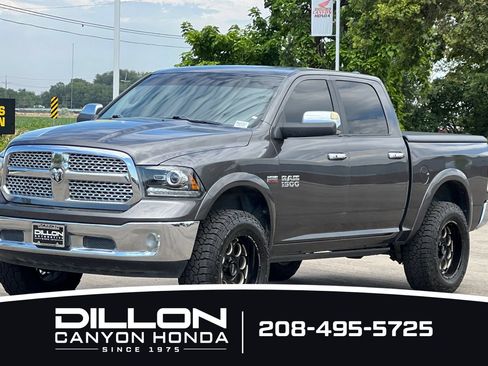 Used 2016 RAM 1500 Laramie w/ Convenience Group AWD/4WD image 8